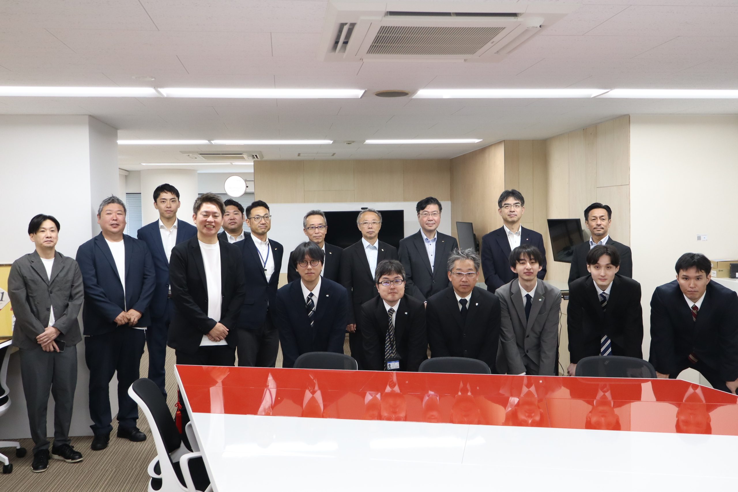 集合写真NagasakiHub 集合写真ながさきハブ従事者と関係者様
